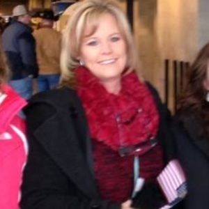 Meet your Posher, Dennice